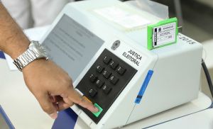 Fl�vio Bolsonaro tem 65% dos votos em Pilar do Sul