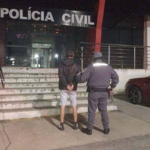 PM prende suspeito e recupera motocicleta furtada