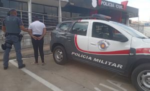 Mulher condenada por tr�fico � capturada pela PM