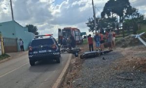 Ex-namorado � preso ap�s perseguir e derrubar casal de motocicleta