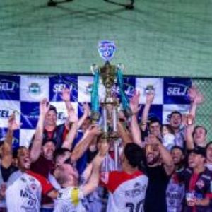 Conhe�a os campe�es do Torneio de F�rias de Base