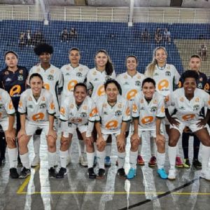 Pilar do Sul goleia Piedade por 6 a 1 e avan�a � semifinal da Copa Record