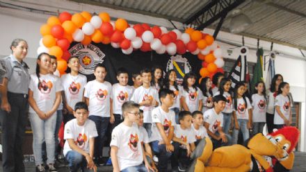 PROERD forma 375 alunos das escolas municipais