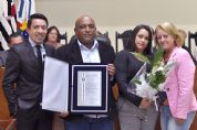 Srgio Santos  homenageado com o ttulo de Cidado Pilarense
