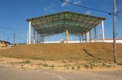 ​Prefeitura conclui construo de quadra poliesportiva no Campestre II