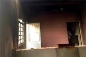 ​Residncia  incendiada no Jardim Campestre II