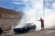 ​Veculo VW Gol pega fogo no Jardim Marajoara