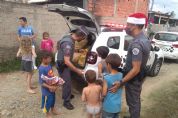 Polcia Militar promove 'Natal Solidrio' e distribui brinquedos para as crianas