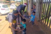 Polcia Militar promove 'Natal Solidrio' e distribui brinquedos para as crianas