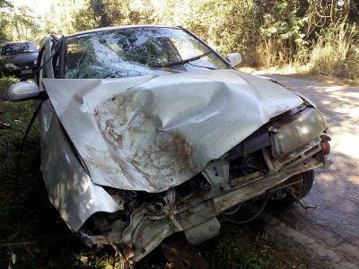 Motorista fica ferido em capotamento na vicinal SPV-093