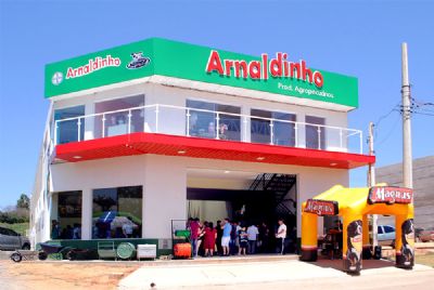 Inaugurada nova sede do Arnaldinho Produtos Agropecurios