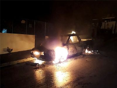 ​VW Parati  consumido em incndio na Santa Ceclia