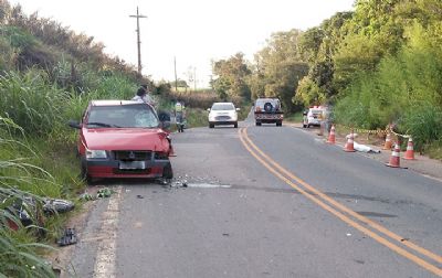 Operador de motosserra morre em acidente entre moto e carro na rodovia SP-250