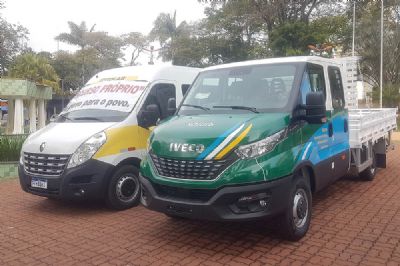 Prefeitura de Pilar do Sul adquire veculos 0km para educao e obras