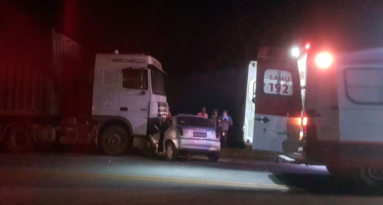 Casal morre em mais um grave acidente no Reto da gua Doce, na SP-264