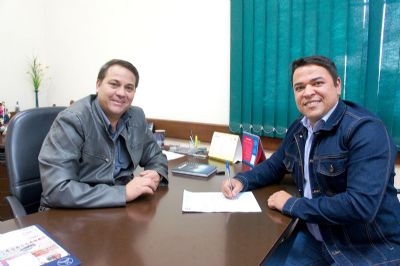 ​Regiane Mazzer  exonerada e Anderson Luiz assume a pasta de Cultura e Turismo