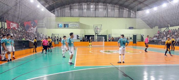 Terceira diviso comea a definir os classificados no Torneio de Vero