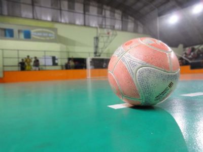 Semifinais da 3 diviso e dos superveteranos do Municipal de Futsal acontecem hoje