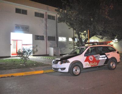 PM detm receptador e suspeito de assaltar mulheres e recupera celular roubado