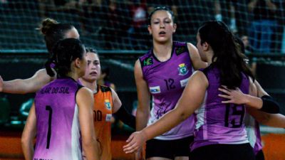Pilar do Sul vence Itarar por 3 a 0 e abre vantagem na final da Liga de Voleibol