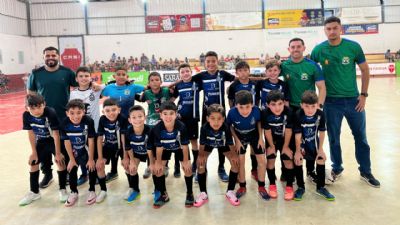 Selees pilarenses de base conquistam duas vitorias na Copa TVI de Futsal