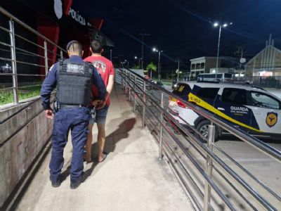 GCM prende jovem acusado de tr�fico e apreende adolescente por viol�ncia dom�stica
