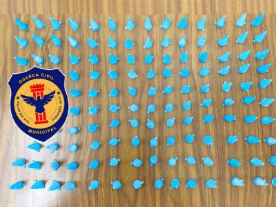 GCM detm homem e apreende adolescente com mais de 130 pinos de cocana