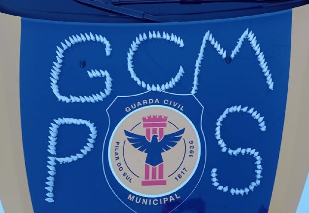 GCM prende acusado de trfico e apreende 200 pores de cocana na Santa Ceclia