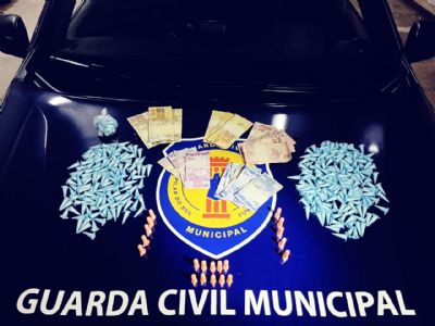 GCM prende suspeito e apreende grande quantidade de drogas e registra outras ocorr�ncias em Pilar do Sul