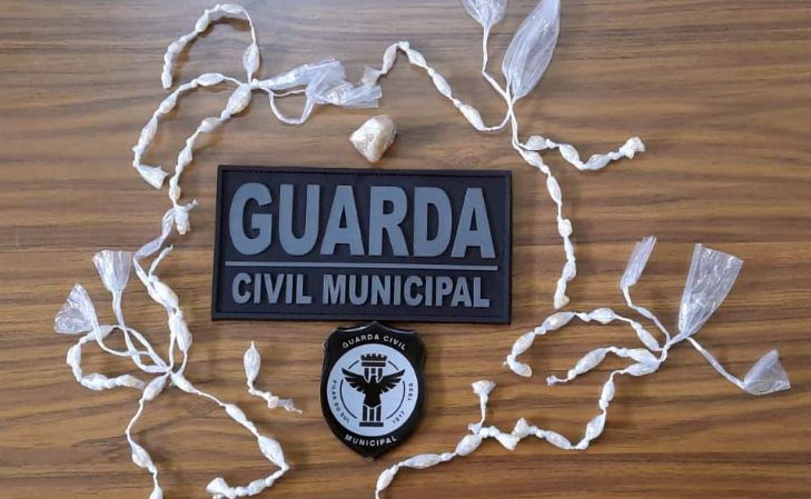 Trs so presos por trfico de drogas pela Guarda Municipal de Pilar do Sul