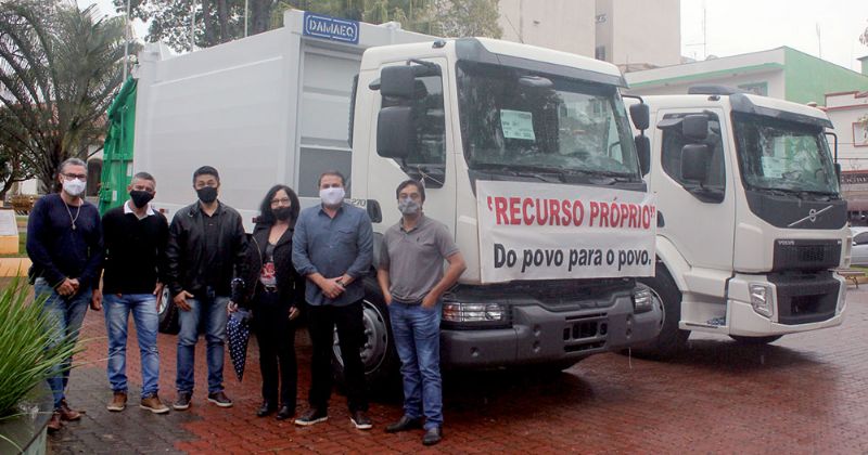 ​Prefeitura de Pilar do Sul adquire mais dois caminhes 0km