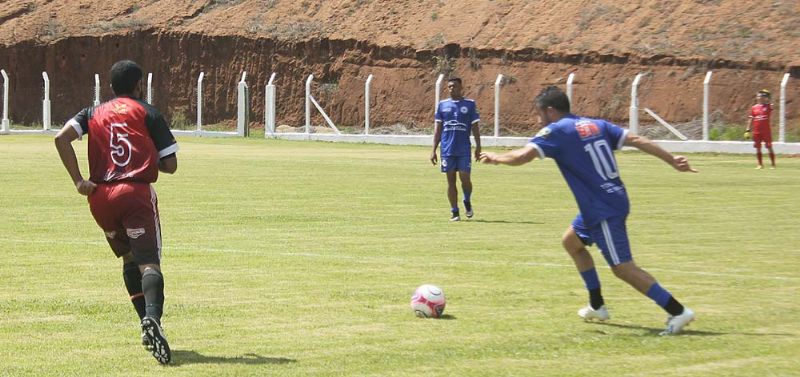 Estrela e Santa Cecilia fazem domingo a grande final da Taa Cidade