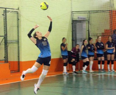 Hoje Pilar do Sul recebe Tatu pela Liga Regional de Voleibol feminino
