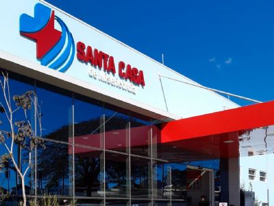 ​Idosa  atropelada por motociclista no semforo da D. Lucio