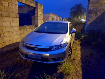 ​Honda Civic furtado em Sorocaba  encontrado na Canania