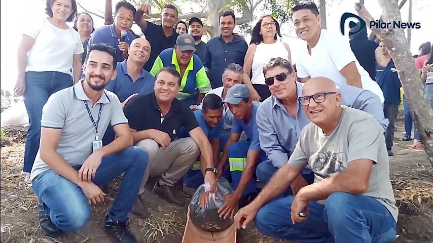​Sabesp realiza a soltura de 4,5 mil filhotes de peixes em represa de Pilar do Sul