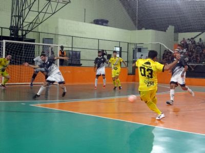 Goleadas e classificaes na 3 diviso do Torneio de Vero