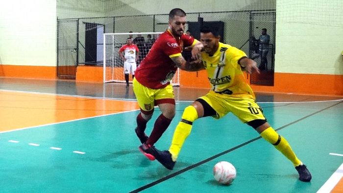 Transcarvalho e Toyoda vencem e avanam  semifinal do Torneio de Vero