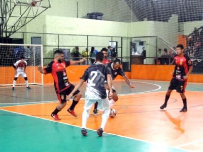 Terceira diviso abre a semana do Campeonato Municipal de Futsal