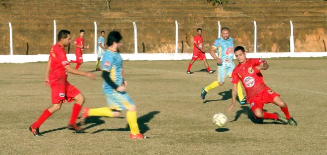 Vila Real goleia Porto FC e avana a semifinal da segundona
