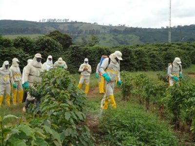 SENAR e Sindicato orientam para o uso correto e seguro de agrotxicos (NR 31.8)