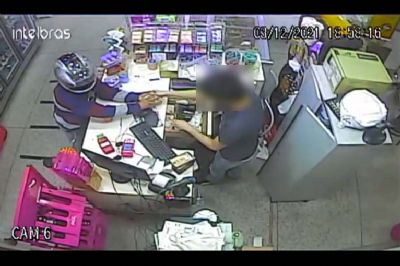 Ladro armado assalta padaria no Marajoara (vdeo)