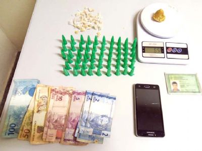​Dupla  presa pela PM por trfico de drogas no Campestre