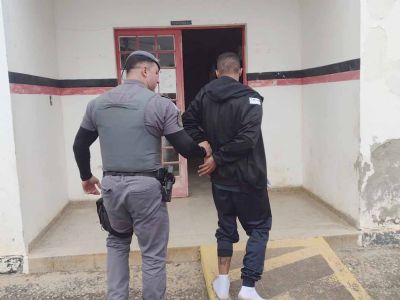 Polcia Militar prende mais um por trfico no Jardim Campestre