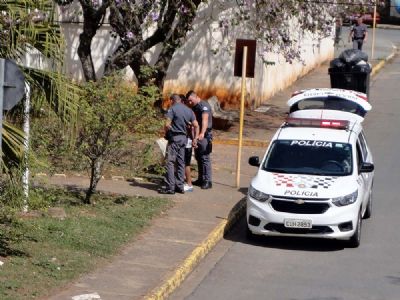Acusado de trfico  preso pela PM na Santa Ceclia