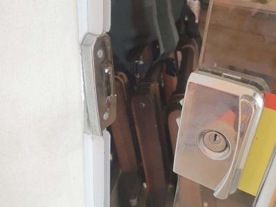 Ladro  preso pela PM aps furtar pastelaria no centro