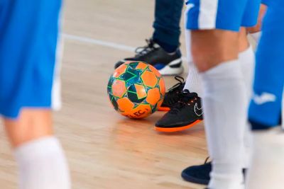 Tem Latinha e Gere Som vencem e avanam  final da terceira diviso