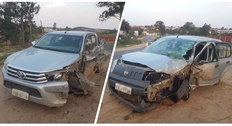 Dois feridos em coliso de camionete e carro de passeio na SPV-093