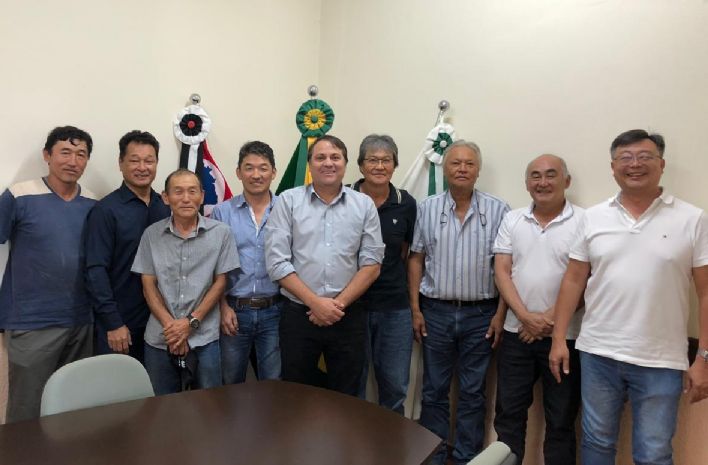 ​Prefeito Marquinho recebe nova diretoria do Kaikan