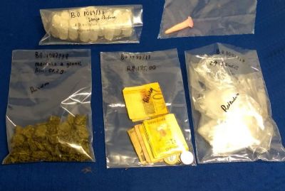 Jovem  preso com lana-perfume, cocana e maconha no Campo Grande